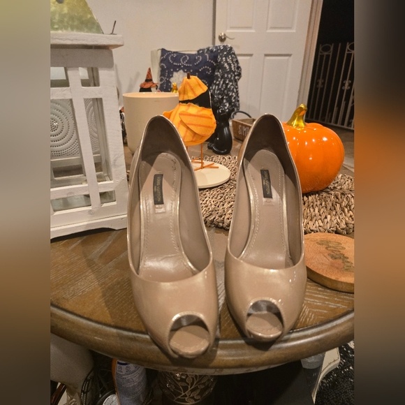 Vintage Louis Vuitton platform shoes. - Picture 15 of 16